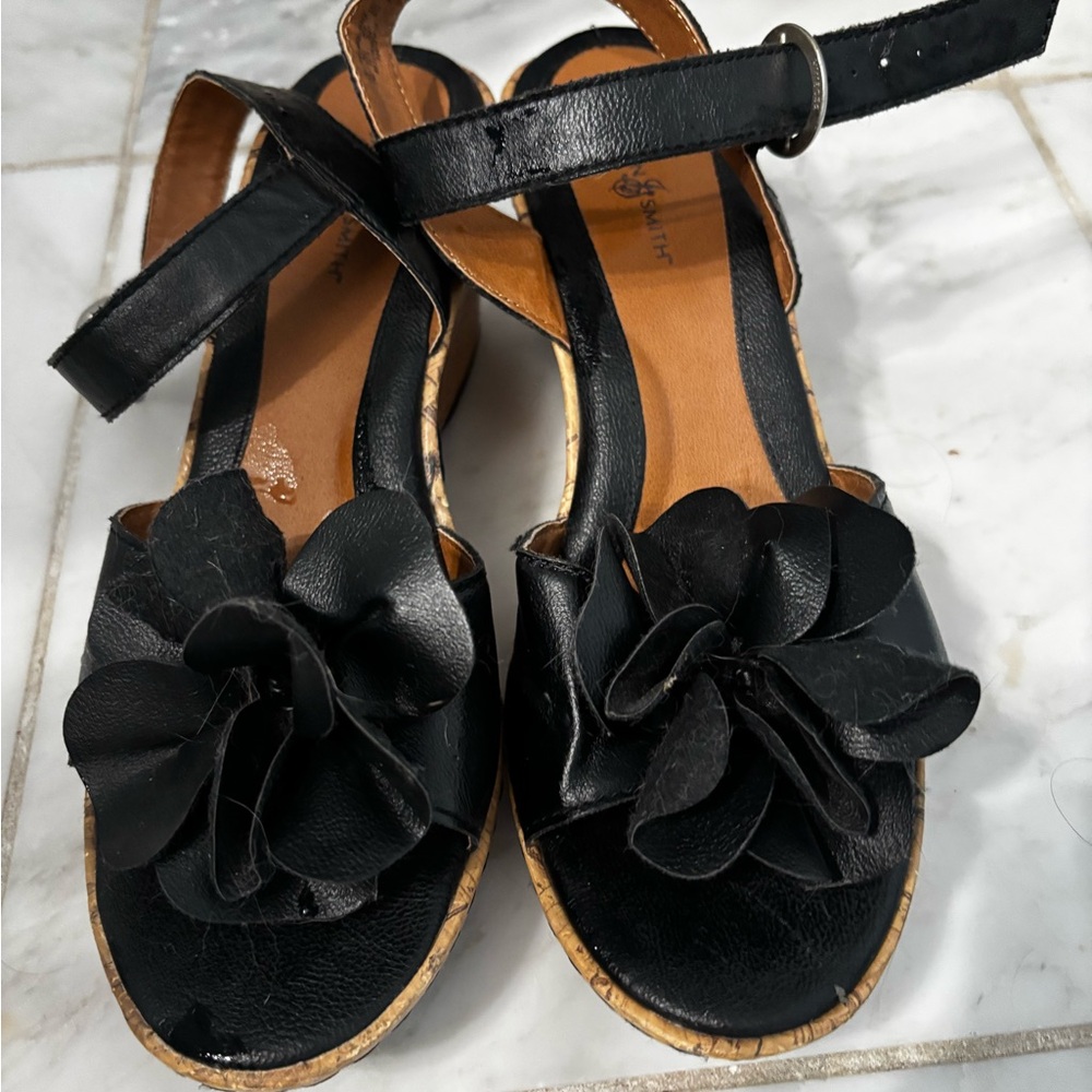 Jaclyn Smith Black Sandals with Floral Detail Wedges